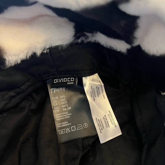 New! Vans faux fur checkered coat sz large, hat h&m matches perfectly - Picture 8 of 12